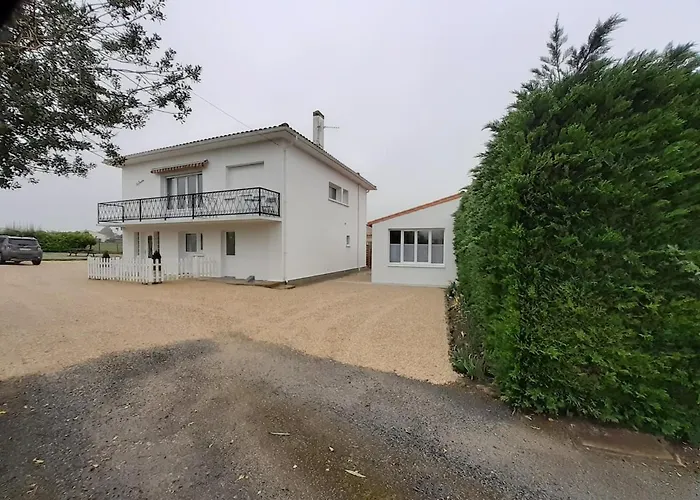 La Bastille 3 Saintes